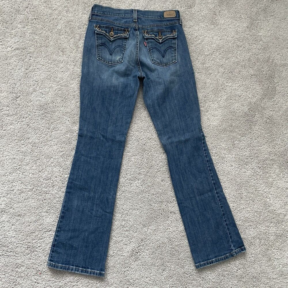 Levis 515 Bootcut Womens Medium Wash Stretch Blue Jeans 6M 26x30 Flap Pockets - Picture 9 of 10